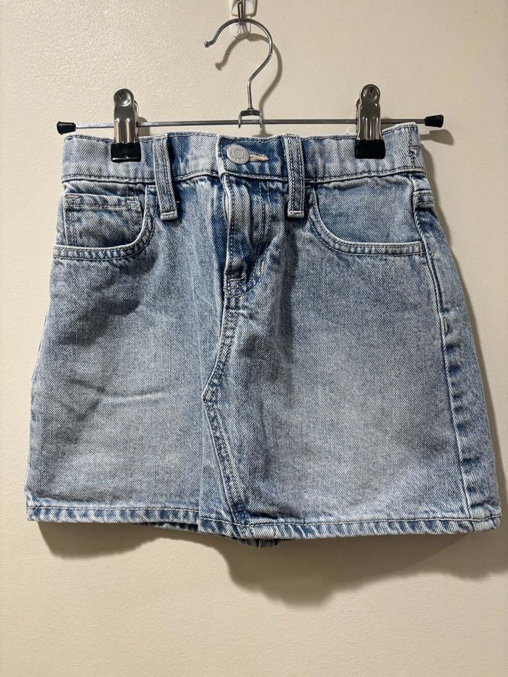 Old Navy Girls Light Wash Denim Skirt Small 6–7